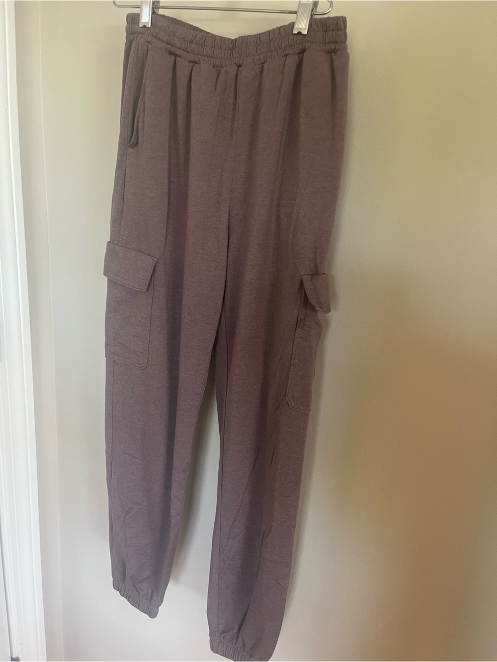Vuori XS Halo Cargo Joggers in Taupe